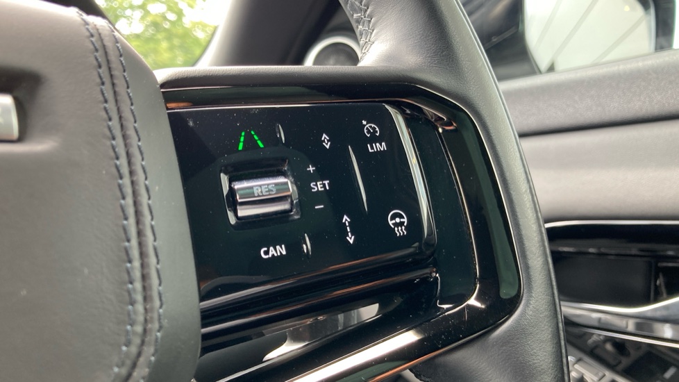 Land Rover Range Rover Evoque 2.0 D200 Dynamic HSE 5dr Auto Diesel Hatchback - Image 22