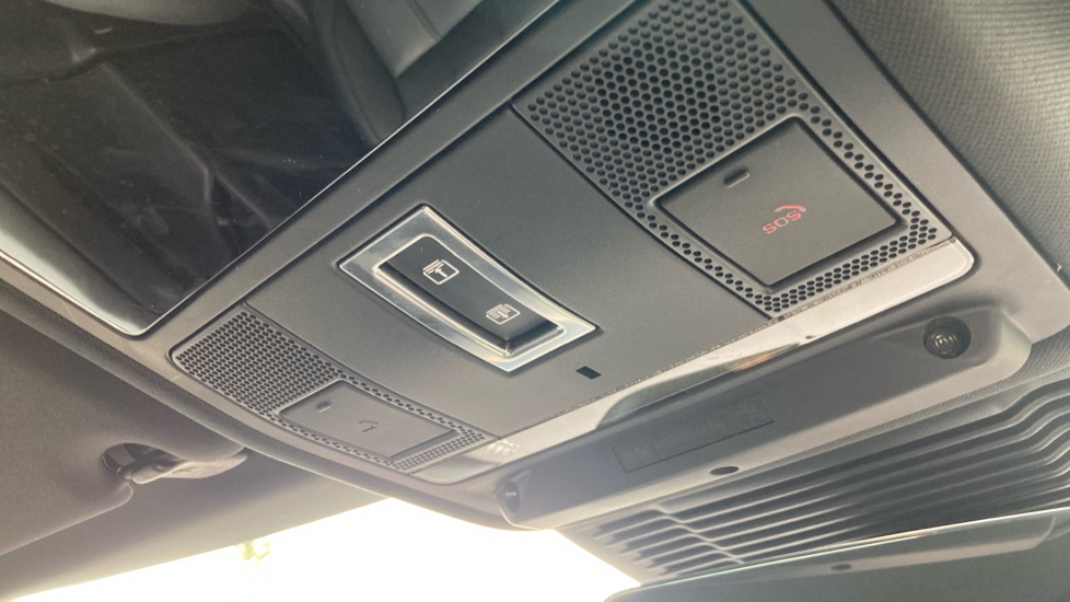 Land Rover Range Rover Evoque 2.0 D200 Dynamic HSE 5dr Auto Diesel Hatchback - Image 28