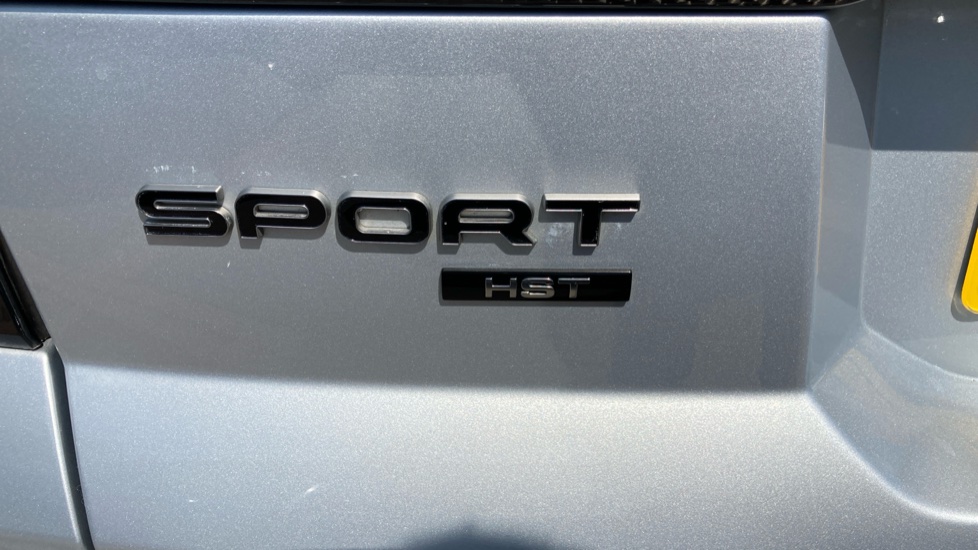 Land Rover Range Rover Sport 3.0 P400 HST 5dr Auto Petrol Estate - Image 46