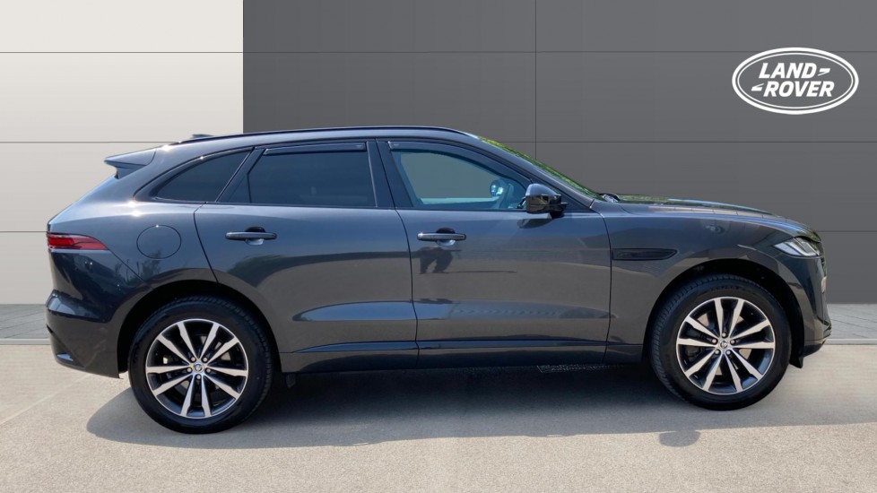 Jaguar F-Pace 2.0 P400e R-Dynamic HSE Black 5dr Auto AWD Estate - Image 5