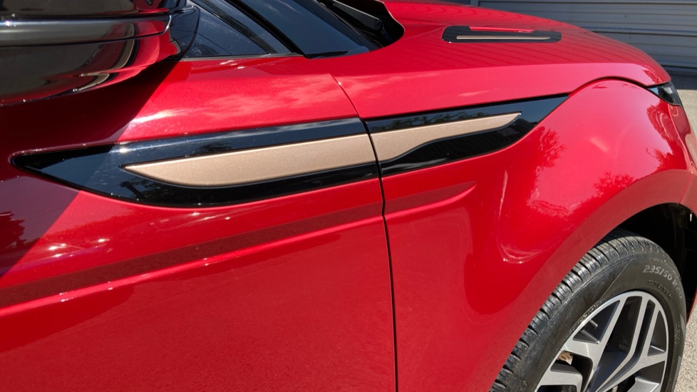 Land Rover Range Rover Evoque 2.0 D200 R-Dynamic HSE 5dr Auto Diesel Hatchback - Image 20