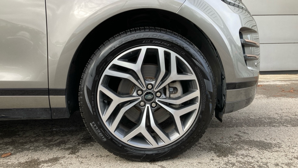 Land Rover Range Rover Evoque 1.5 P300e R-Dynamic HSE 5dr Auto Hatchback - Image 8