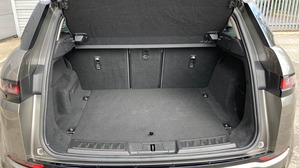 Land Rover Range Rover Evoque 1.5 P300e R-Dynamic HSE 5dr Auto Hatchback - Image 10