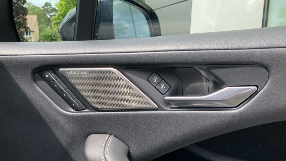 Jaguar I-Pace 294kW EV400 HSE 90kWh 5dr Auto [11kW Charger] Electric Estate - Image 23