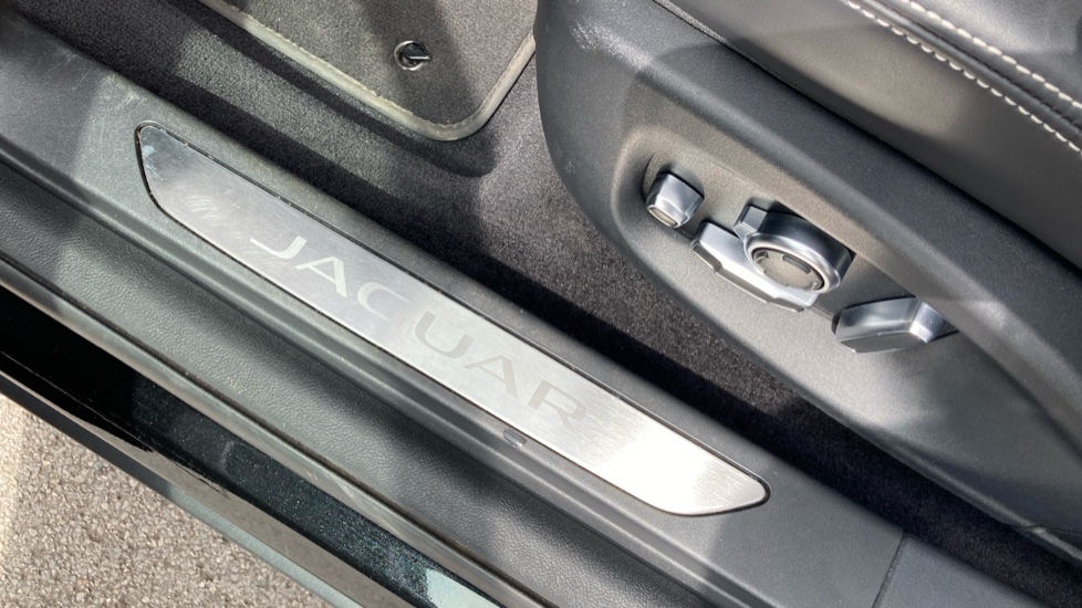 Jaguar I-Pace 294kW EV400 HSE 90kWh 5dr Auto [11kW Charger] Electric Estate - Image 34