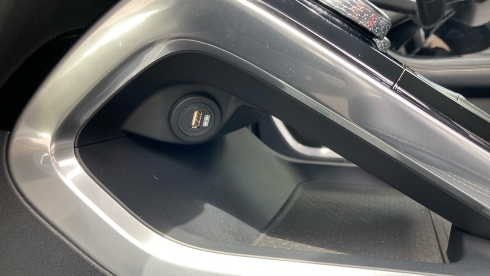 Jaguar I-Pace 294kW EV400 HSE 90kWh 5dr Auto [11kW Charger] Electric Estate - Image 35
