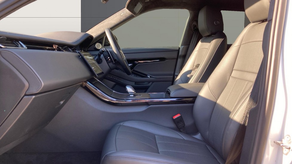 Land Rover Range Rover Evoque 2.0 D200 Autobiography 5dr Auto [Revised] Diesel Hatchback - Image 3