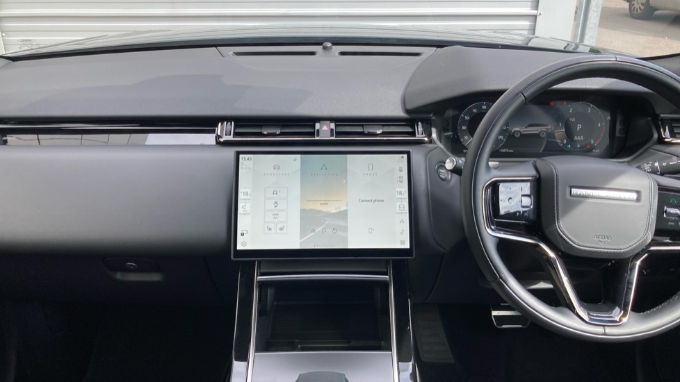 Land Rover Range Rover Velar 3.0 D300 MHEV Dynamic HSE 5dr Auto Diesel Estate - Image 14