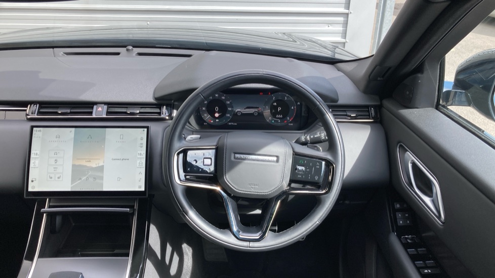 Land Rover Range Rover Velar 3.0 D300 MHEV Dynamic HSE 5dr Auto Diesel Estate - Image 15