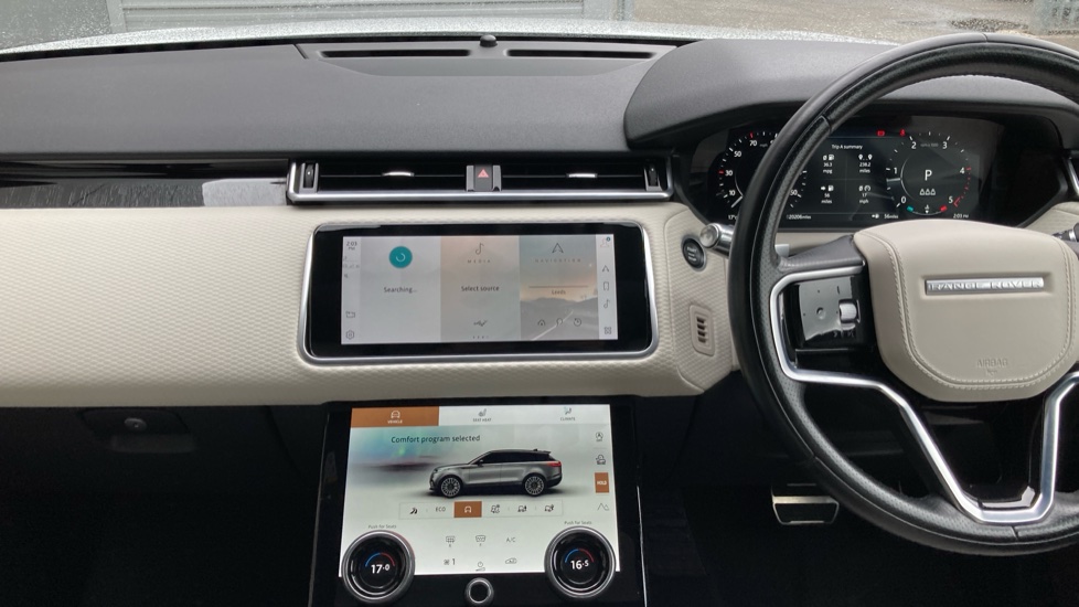 Land Rover Range Rover Velar 2.0 D200 Edition 5dr Auto Diesel Estate - Image 14