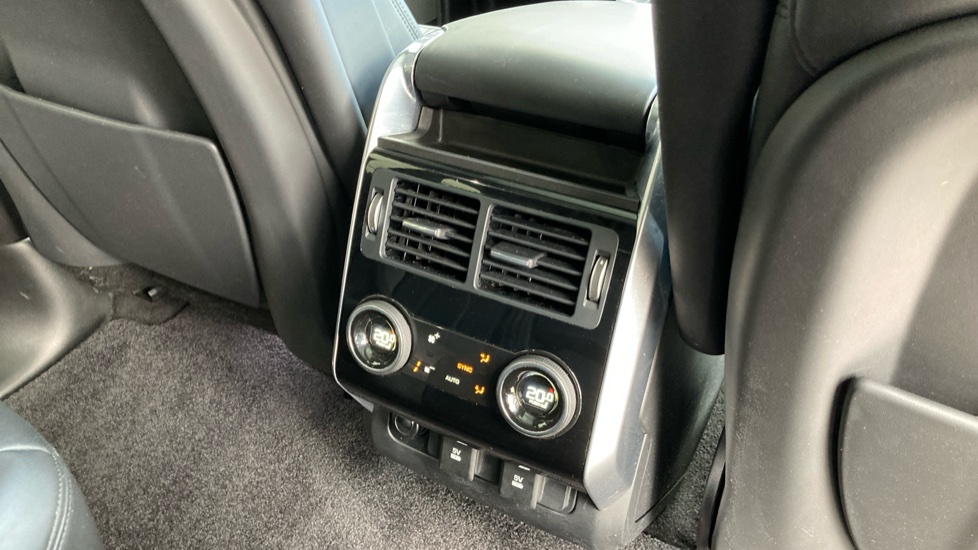 Land Rover Range Rover Sport 3.0 SDV6 Autobiography Dynamic 5dr Auto Diesel Estate - Image 18