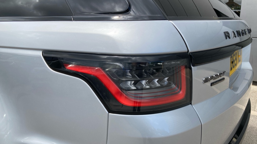 Land Rover Range Rover Sport 3.0 SDV6 Autobiography Dynamic 5dr Auto Diesel Estate - Image 19