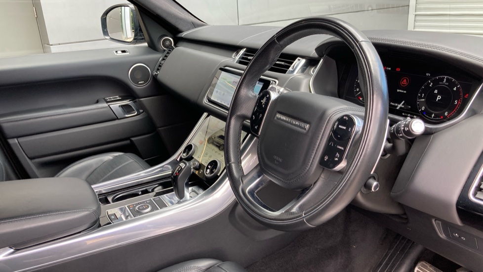 Land Rover Range Rover Sport 3.0 SDV6 Autobiography Dynamic 5dr Auto Diesel Estate - Image 27