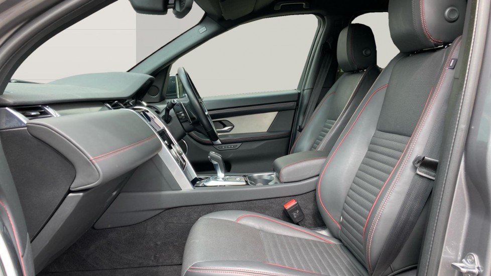 Land Rover Discovery Sport 2.0 D200 R-Dynamic HSE 5dr Auto Diesel Station Wagon - Image 3
