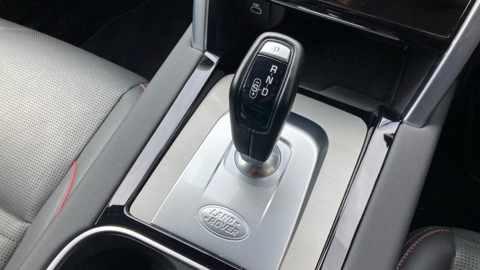 Land Rover Discovery Sport 2.0 D200 R-Dynamic HSE 5dr Auto Diesel Station Wagon - Image 13