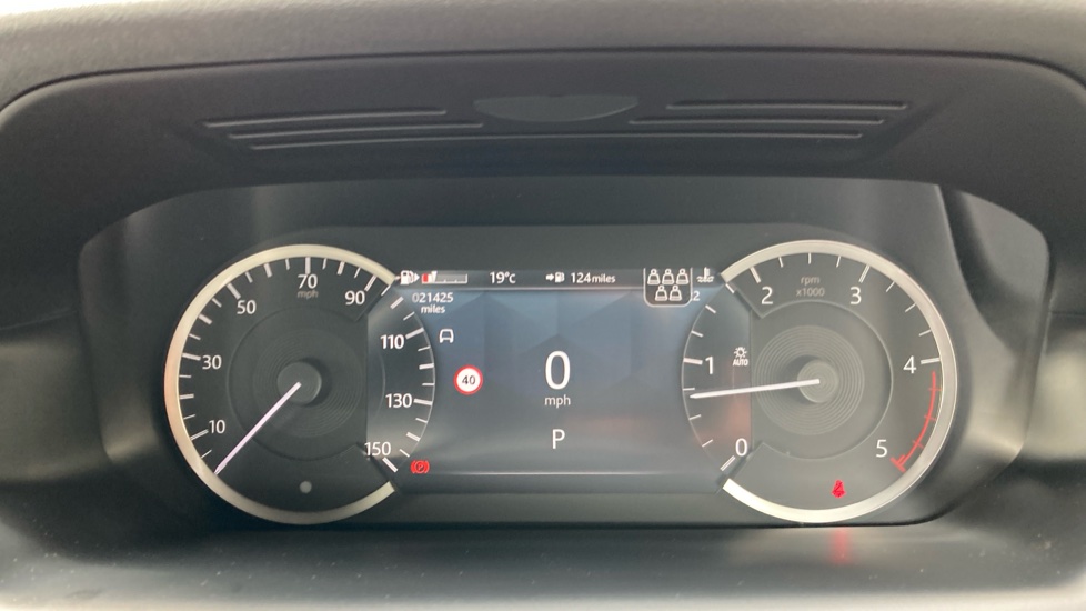 Land Rover Discovery Sport 2.0 D200 R-Dynamic HSE 5dr Auto Diesel Station Wagon - Image 16