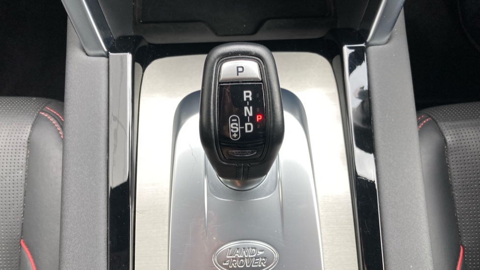 Land Rover Discovery Sport 2.0 D200 R-Dynamic HSE 5dr Auto Diesel Station Wagon - Image 37