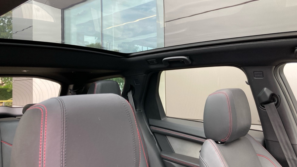 Land Rover Discovery Sport 2.0 D200 R-Dynamic HSE 5dr Auto Diesel Station Wagon - Image 41