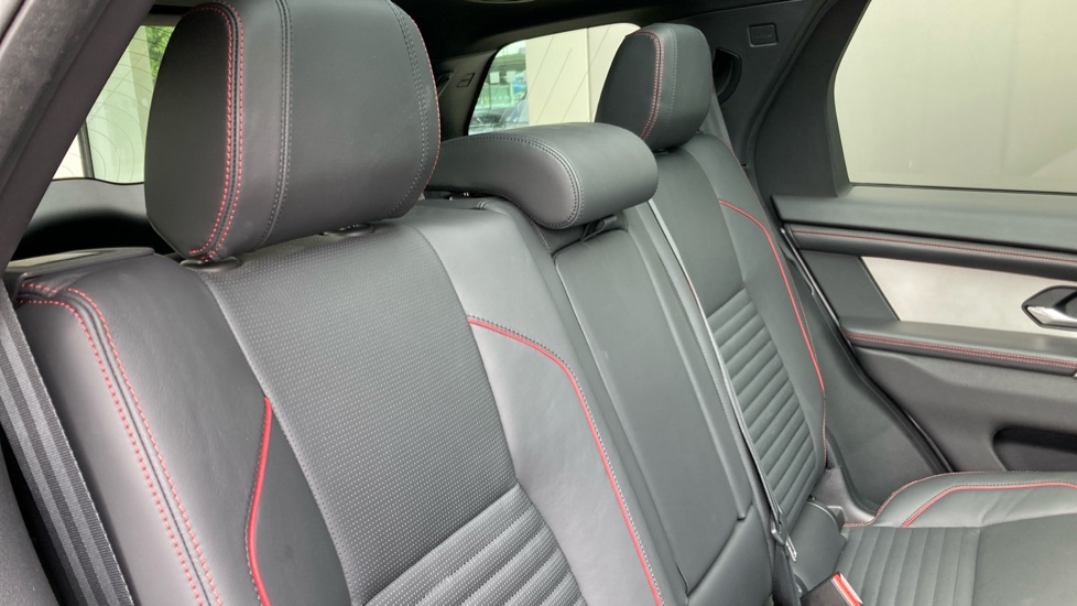Land Rover Discovery Sport 2.0 D200 R-Dynamic HSE 5dr Auto Diesel Station Wagon - Image 43