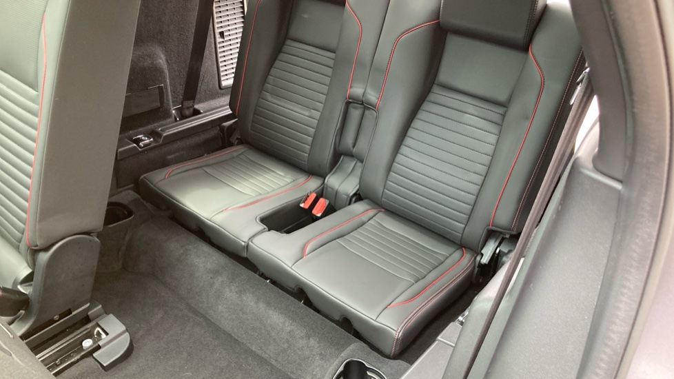 Land Rover Discovery Sport 2.0 D200 R-Dynamic HSE 5dr Auto Diesel Station Wagon - Image 49