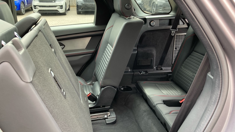 Land Rover Discovery Sport 2.0 D200 R-Dynamic HSE 5dr Auto Diesel Station Wagon - Image 50