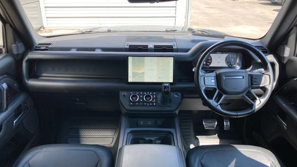 Land Rover Defender 3.0 D300 X 110 5dr Auto Diesel Estate - Image 9