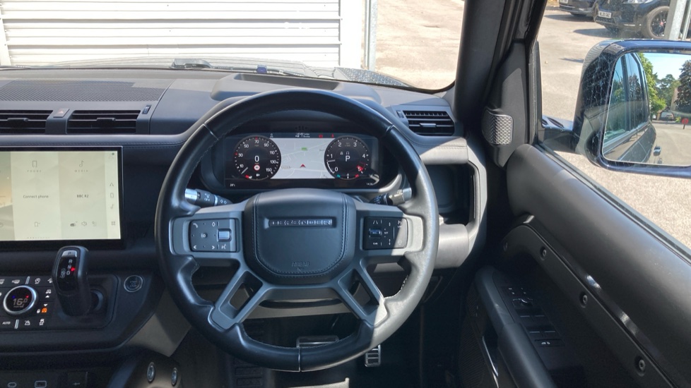Land Rover Defender 3.0 D300 X 110 5dr Auto Diesel Estate - Image 15
