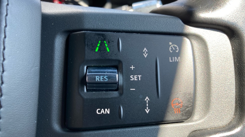 Land Rover Defender 3.0 D300 X 110 5dr Auto Diesel Estate - Image 26