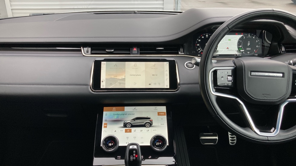 Land Rover Range Rover Evoque 1.5 P300e Autobiography 5dr Auto Hatchback - Image 14