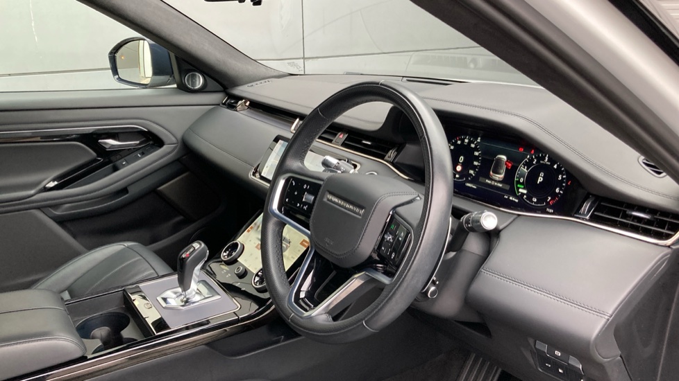 Land Rover Range Rover Evoque 1.5 P300e Autobiography 5dr Auto Hatchback - Image 26