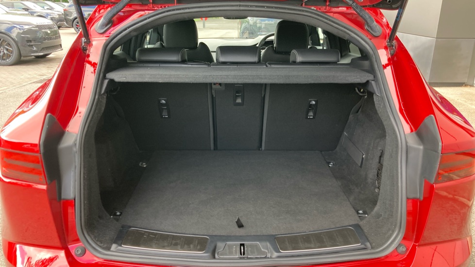Jaguar E-Pace 2.0 D165 R-Dynamic S 5dr 2WD Diesel Estate - Image 10