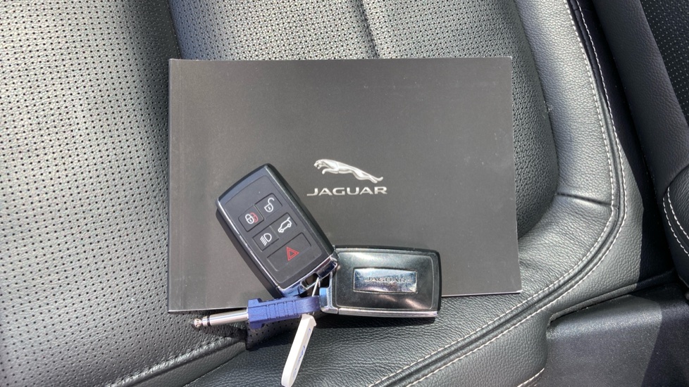 Jaguar E-Pace 2.0 D165 R-Dynamic S 5dr 2WD Diesel Estate - Image 51