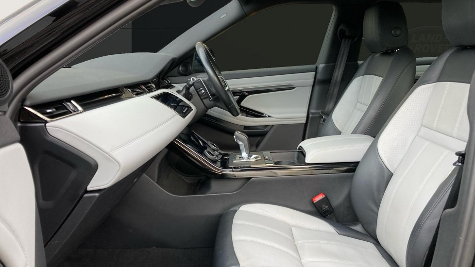 Land Rover Range Rover Evoque 2.0 D200 R-Dynamic SE 5dr Auto Diesel Hatchback - Image 3