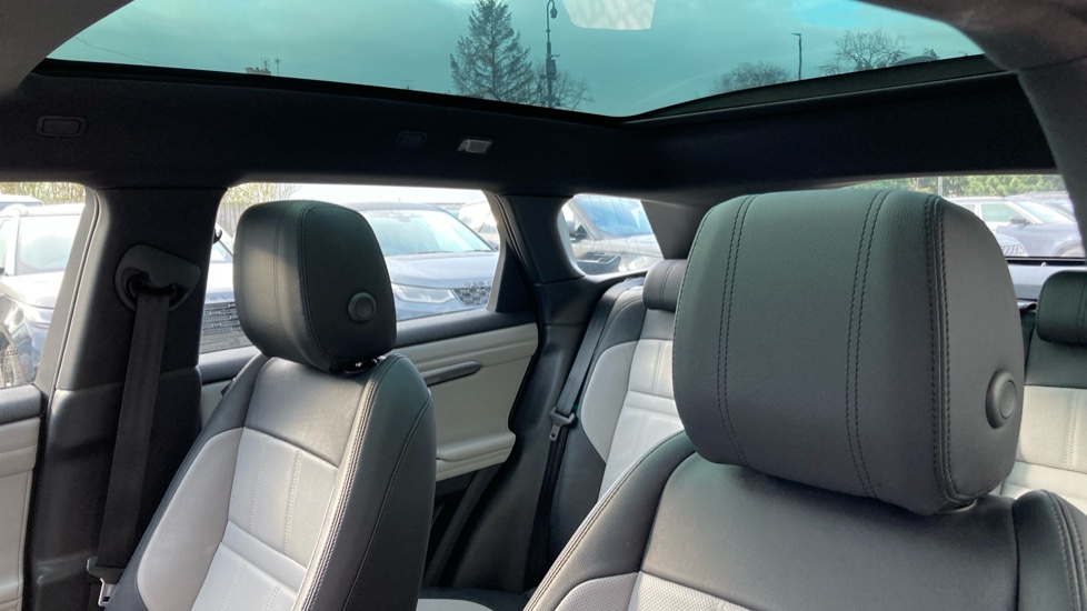 Land Rover Range Rover Evoque 2.0 D200 R-Dynamic SE 5dr Auto Diesel Hatchback - Image 40