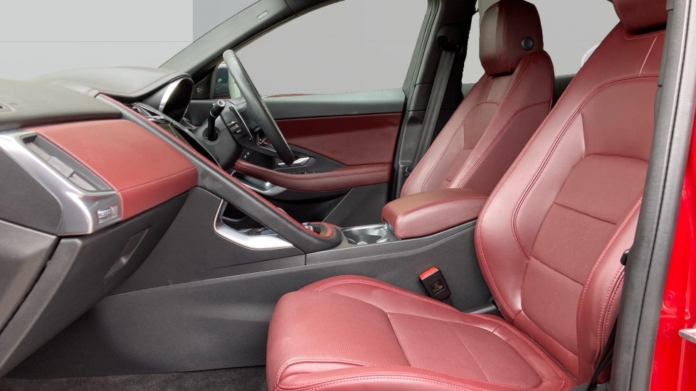 Jaguar E-Pace 2.0 D200 R-Dynamic S 5dr Auto Diesel Estate - Image 3
