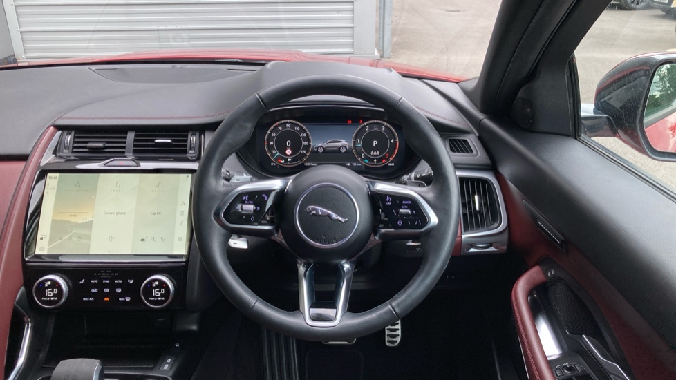 Jaguar E-Pace 2.0 D200 R-Dynamic S 5dr Auto Diesel Estate - Image 15