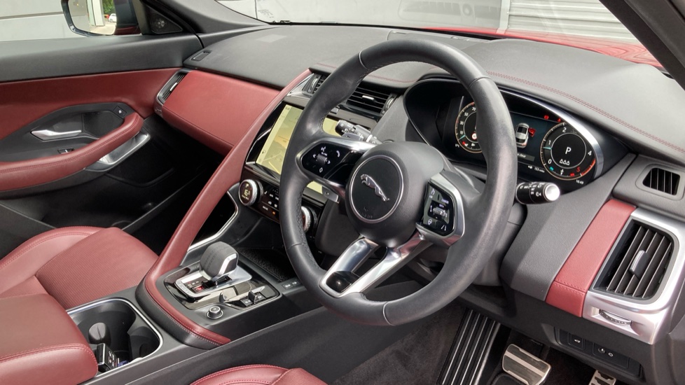 Jaguar E-Pace 2.0 D200 R-Dynamic S 5dr Auto Diesel Estate - Image 25
