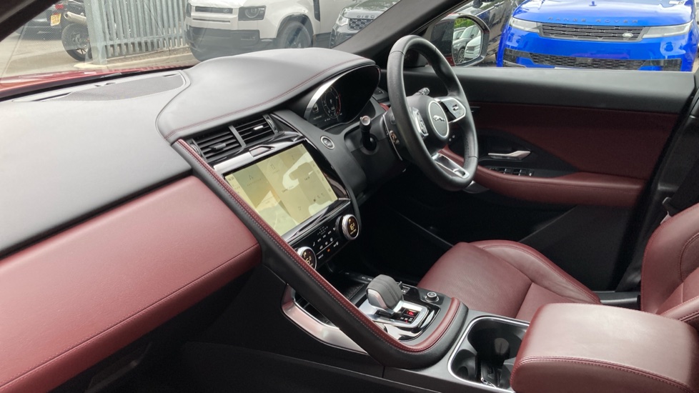 Jaguar E-Pace 2.0 D200 R-Dynamic S 5dr Auto Diesel Estate - Image 39