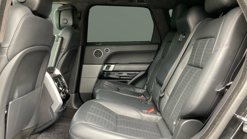 Land Rover Range Rover Sport 4.4 SDV8 Autobiography Dynamic 5dr Auto Diesel Estate - Image 4