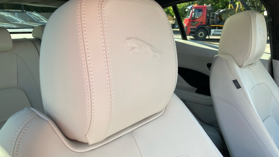 Jaguar I-Pace 294kW EV400 R-Dynamic HSE Black 90kWh 5dr Auto Electric Estate - Image 25