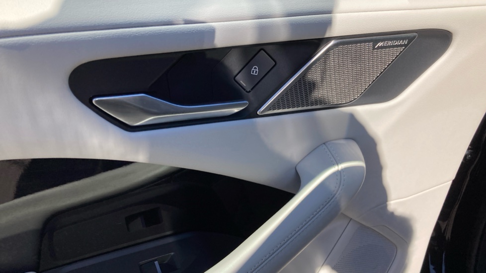Jaguar I-Pace 294kW EV400 R-Dynamic HSE Black 90kWh 5dr Auto Electric Estate - Image 48