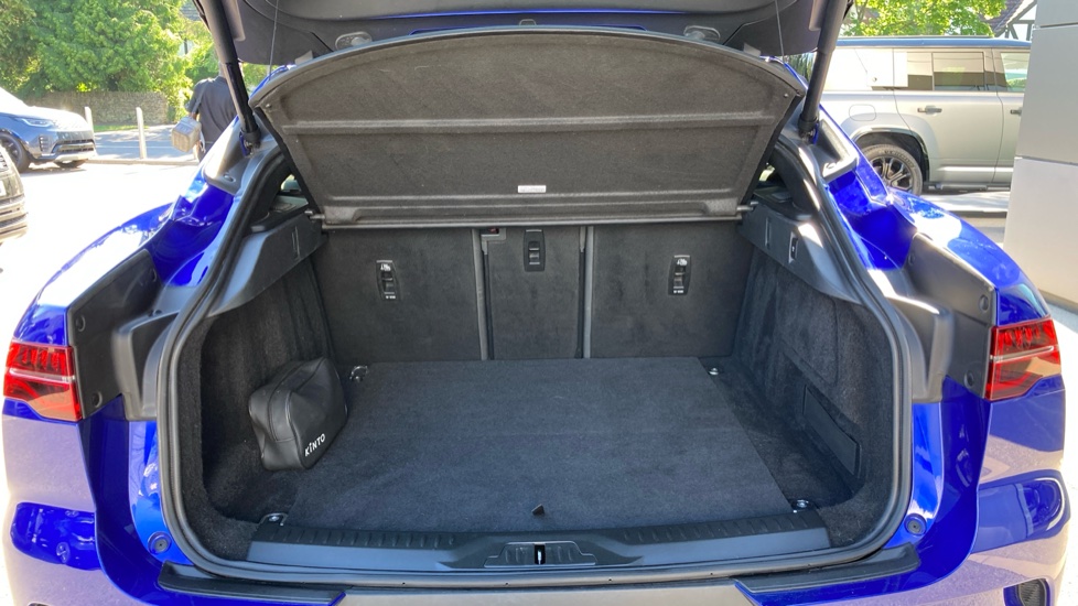 Jaguar I-Pace 294kW EV400 HSE Black 90kWh 5dr Auto 11kW Charger Electric Estate - Image 10