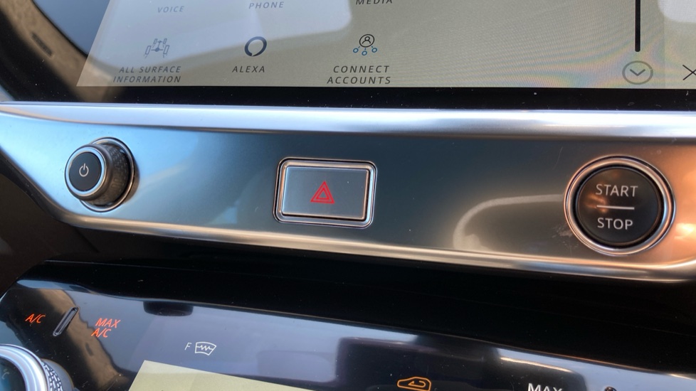 Jaguar I-Pace 294kW EV400 HSE Black 90kWh 5dr Auto 11kW Charger Electric Estate - Image 26