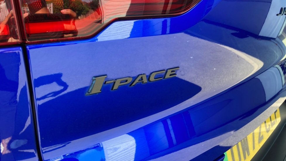 Jaguar I-Pace 294kW EV400 HSE Black 90kWh 5dr Auto 11kW Charger Electric Estate - Image 43