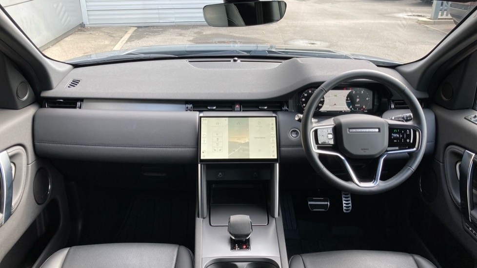 Land Rover Discovery Sport 2.0 D200 Dynamic SE 5dr Auto [5 Seat] Diesel Station Wagon - Image 9