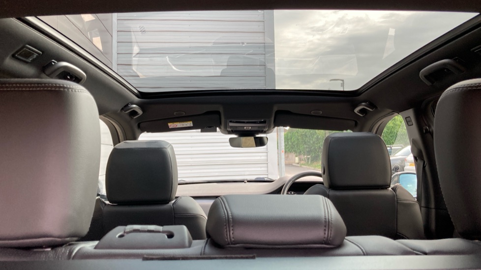 Land Rover Discovery Sport 2.0 D200 Dynamic SE 5dr Auto [5 Seat] Diesel Station Wagon - Image 48