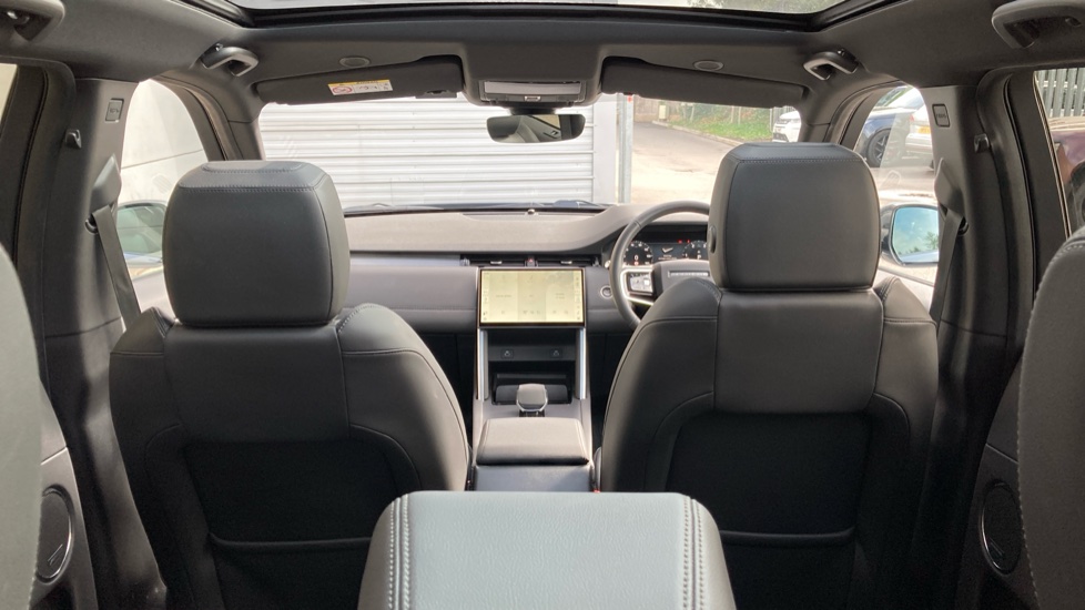 Land Rover Discovery Sport 2.0 D200 Dynamic SE 5dr Auto [5 Seat] Diesel Station Wagon - Image 49