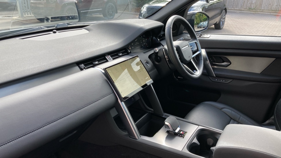 Land Rover Discovery Sport 2.0 D200 Dynamic SE 5dr Auto [5 Seat] Diesel Station Wagon - Image 55