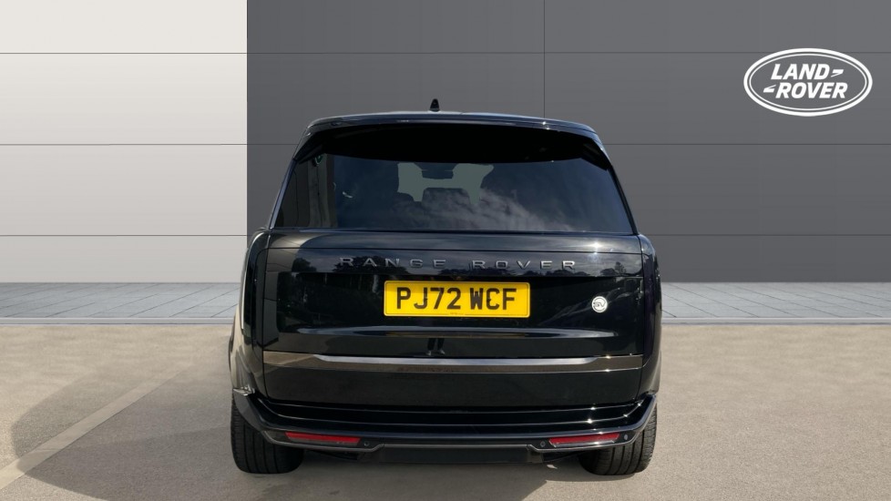 Land Rover Range Rover 4.4 P530 V8 SV 4dr Auto Petrol Estate - Image 6