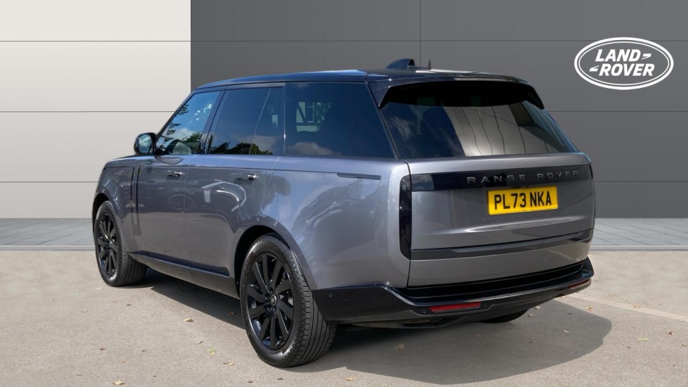 Land Rover Range Rover 3.0 D300 SE 4dr Auto Diesel Estate - Image 2